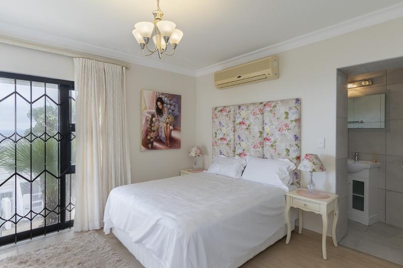 9 Bedroom Property for Sale in Gordon Heights Western Cape